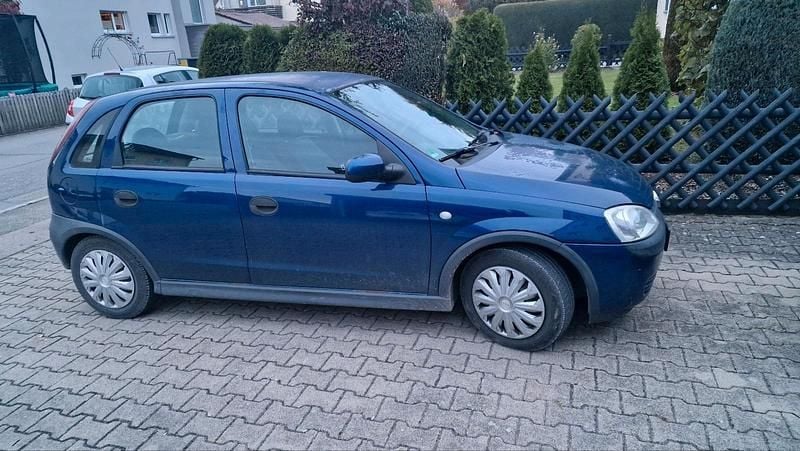 Blau Gebraucht 2002 Opel Corsa Kleinwagen | 300 € (Superpreis) - Bild 1/4