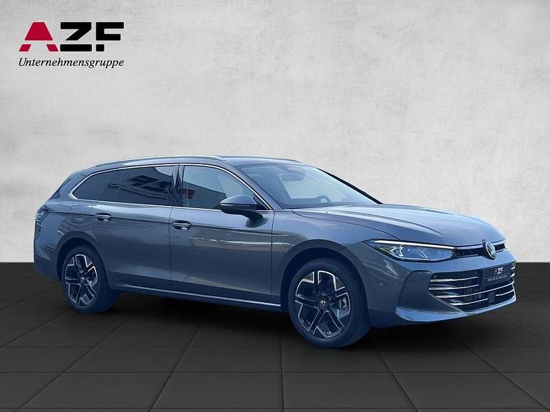 Gebraucht VW Passat Elegance 193 PS (141 kW) 2025 Diabasgrau metallic Kombi