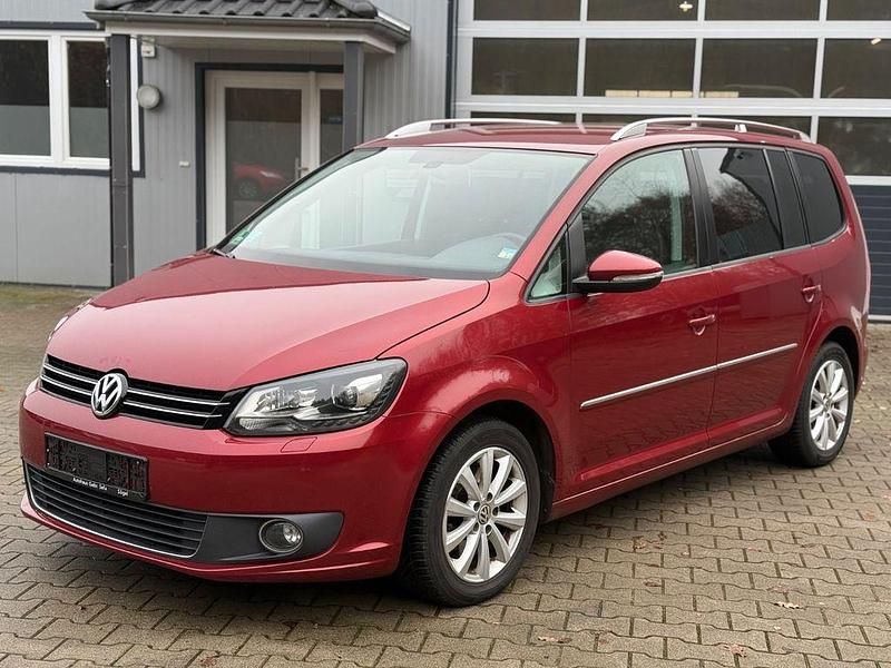 Rot Gebraucht 2011 VW Touran Highline Van / Kleinbus | 7.500 € (Fairer Preis) - Bild 1/4