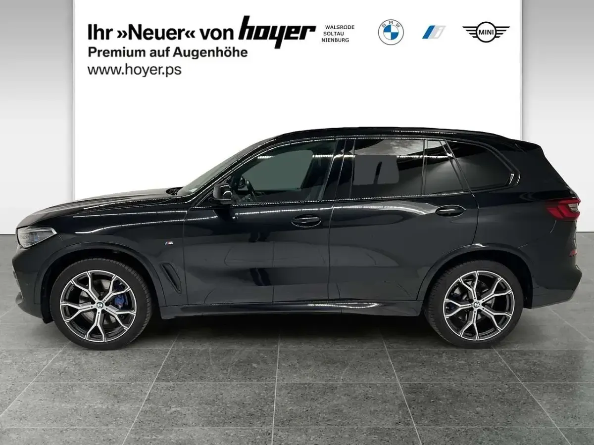 Gebraucht BMW X5 M Sport 286 PS (210 kW) 2022 Saphirschwarz SUV