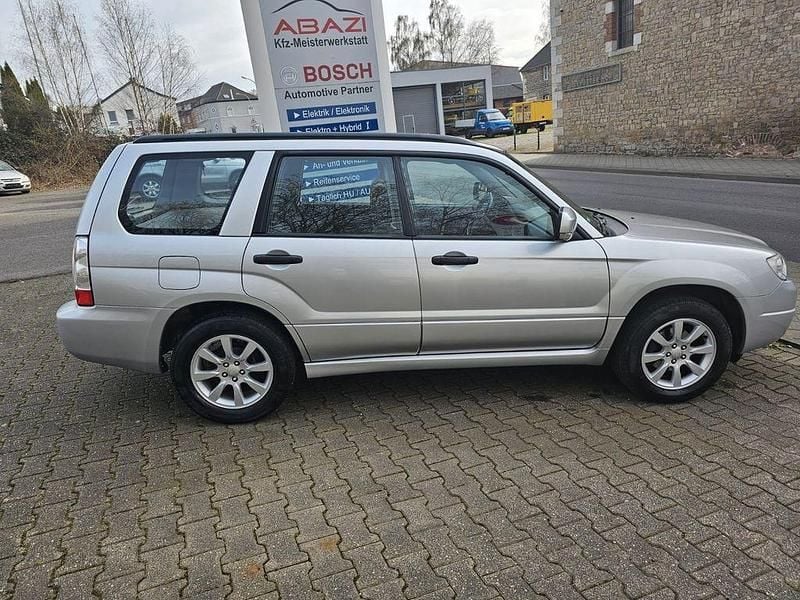Gebraucht Subaru Forester Active 158 PS (116 kW) 2007 Silber SUV