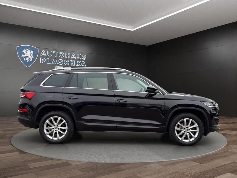 Gebraucht Skoda Kodiaq Style 150 PS (110 kW) 2023 Schwarzmagic perleffekt SUV