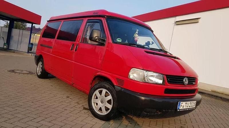 Gebraucht VW T4 102 PS (75 kW) 1999 Rot Van