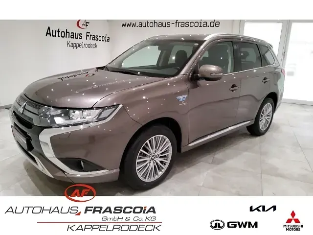 Gebraucht Mitsubishi Outlander P-HEV Basis 135 PS (99 kW) 2021 SUV