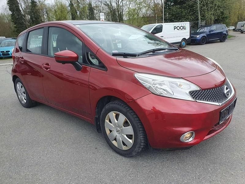 Gebraucht Nissan Note Acenta 80 PS (58 kW) 2014 Force red metallic Kleinwagen