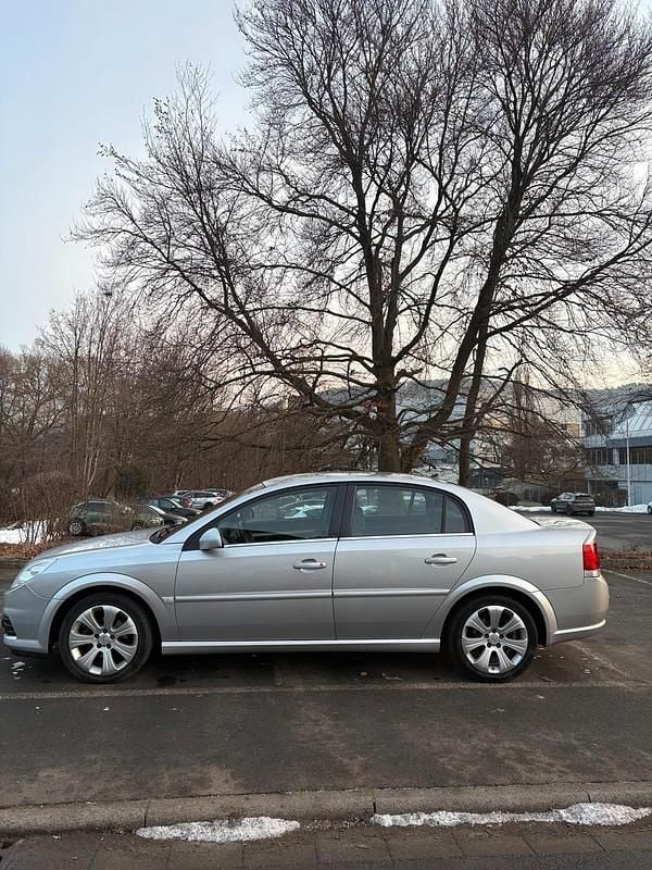 Gebraucht Opel Vectra 105 PS (77 kW) 2007 Silber Limousine
