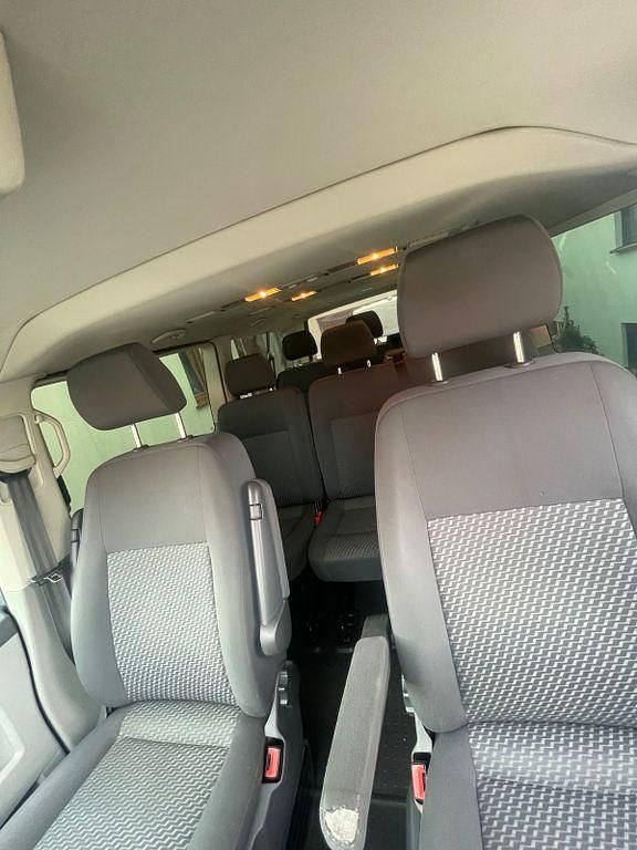 Gebraucht VW T5 140 PS (102 kW) 2014 Grau Van