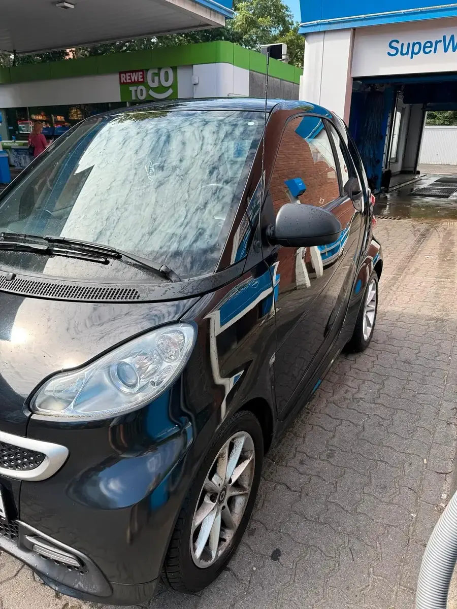 Gebraucht Smart ForTwo Coupé 61 PS (44 kW) 2012 Schwarz Coupé