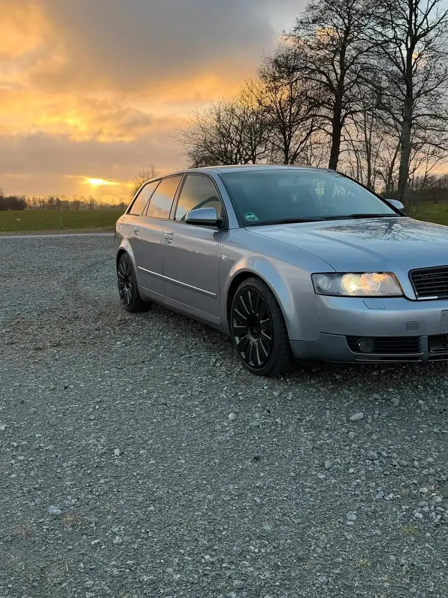 Gebraucht Audi A4 131 PS (96 kW) 2004 Silber Kombi