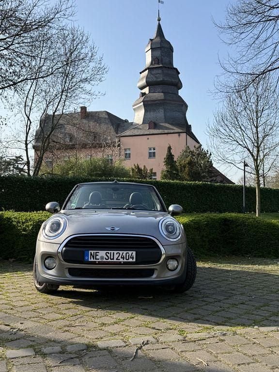 Gebraucht Mini One Cabriolet 101 PS (74 kW) 2017 Beige Cabrio