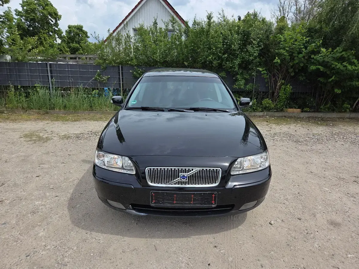 Gebraucht Volvo V70 Kinetic 163 PS (119 kW) 2006 Schwarz Kombi