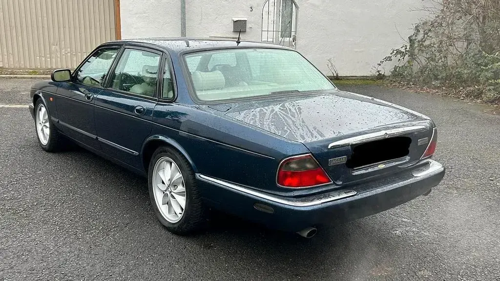 Gebraucht Jaguar XJ8 Executive 237 PS (174 kW) 1998 Blau Limousine