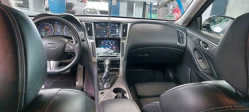 Gebraucht Infiniti Q50 Premium 211 PS (155 kW) 2016 Schwarz Limousine