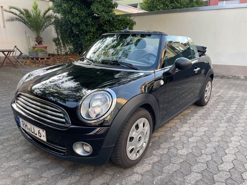 Schwarz Gebraucht 2010 Mini One Cabriolet Cabrio | 4.999 € (Guter Preis) - Bild 1/4