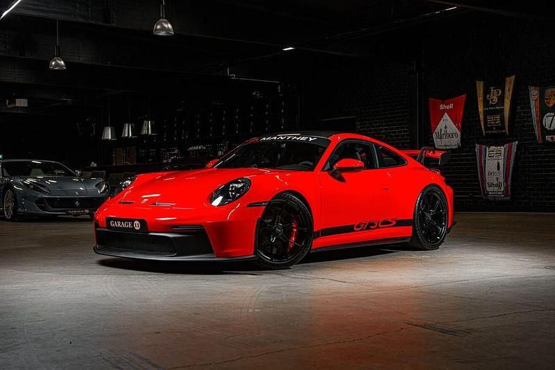 Gebraucht Porsche 992 510 PS (375 kW) 2022 Rot