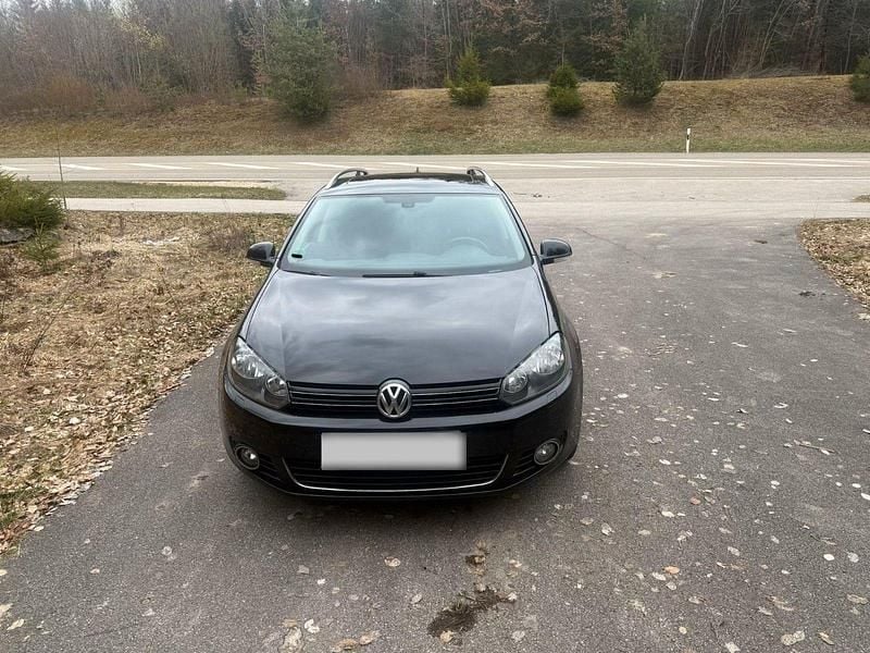 Gebraucht VW Golf VII Highline 140 PS (102 kW) 2013 Schwarz Kombi