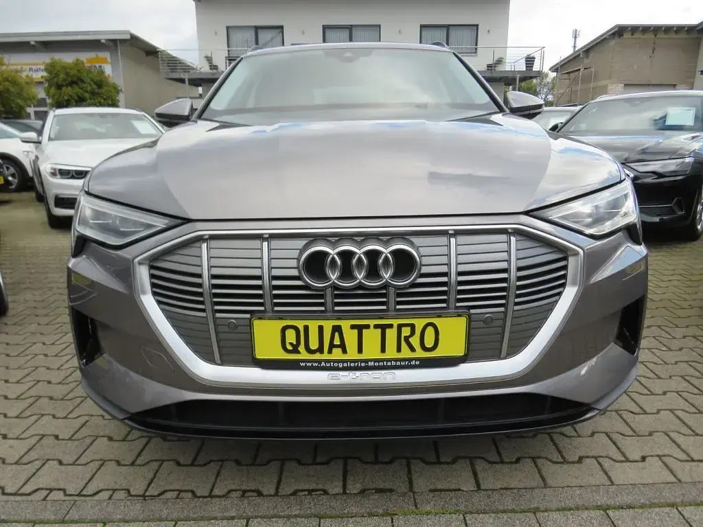 Gebraucht Audi e-tron Sportback Sport 300 kW (408 PS) 2020 Grau SUV