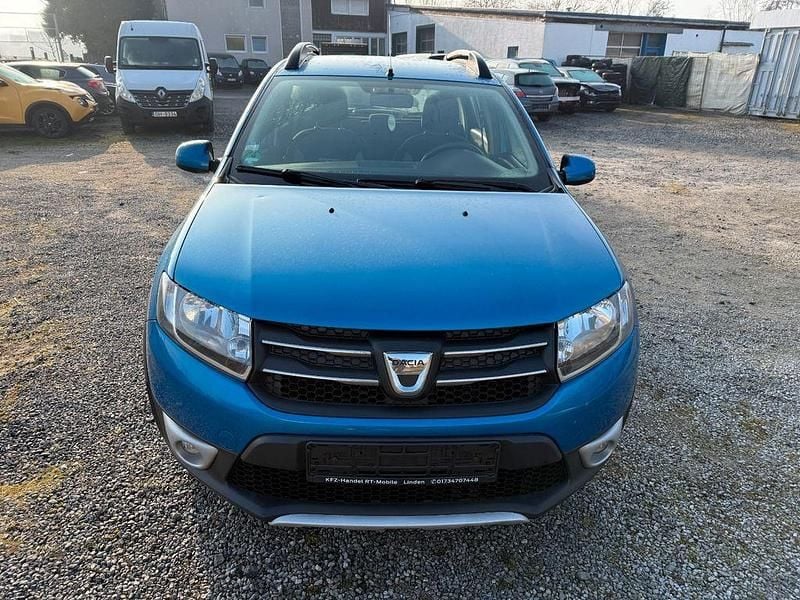 Gebraucht Dacia Sandero Prestige 90 PS (66 kW) 2015 Blau Limousine