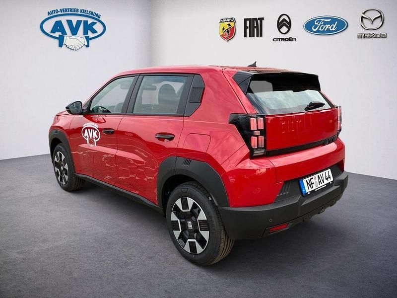 Gebraucht Fiat Grande Panda Icon 101 PS (74 kW) 2026 Rot Kleinwagen