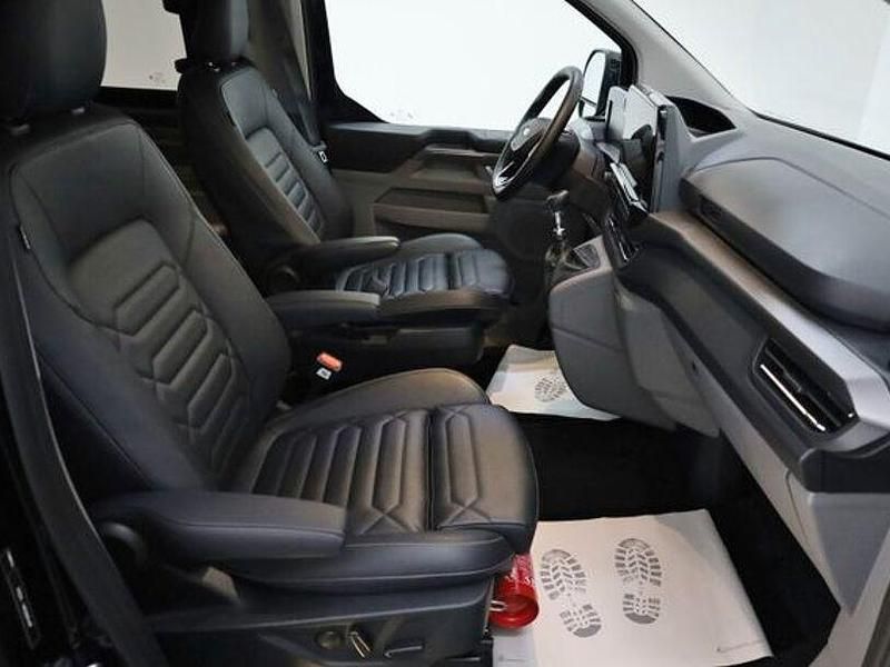 Gebraucht Ford Tourneo Custom Titanium 149 PS (109 kW) 2024 Schwarz Van