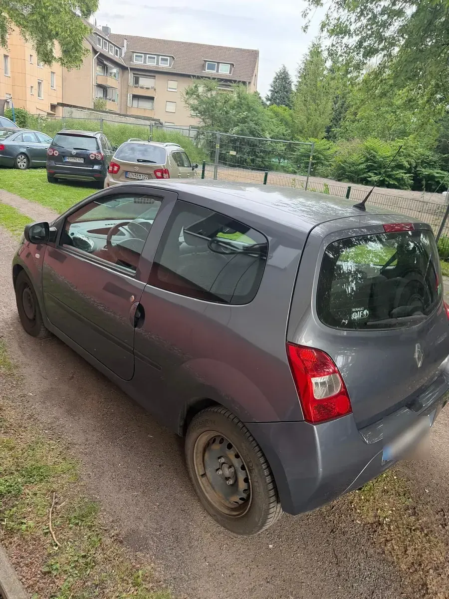Gebraucht Renault Twingo 75 PS (55 kW) 2011 Blau Kleinwagen