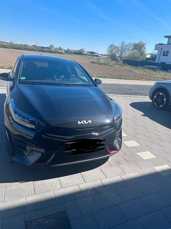 Gebraucht Kia ProCeed GT GT 204 PS (150 kW) 2022 Schwarz Kleinwagen