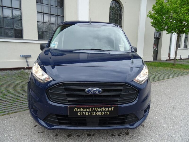 Gebraucht Ford Transit Trend 120 PS (88 kW) 2019 Blazerblau Van / Kleinbus