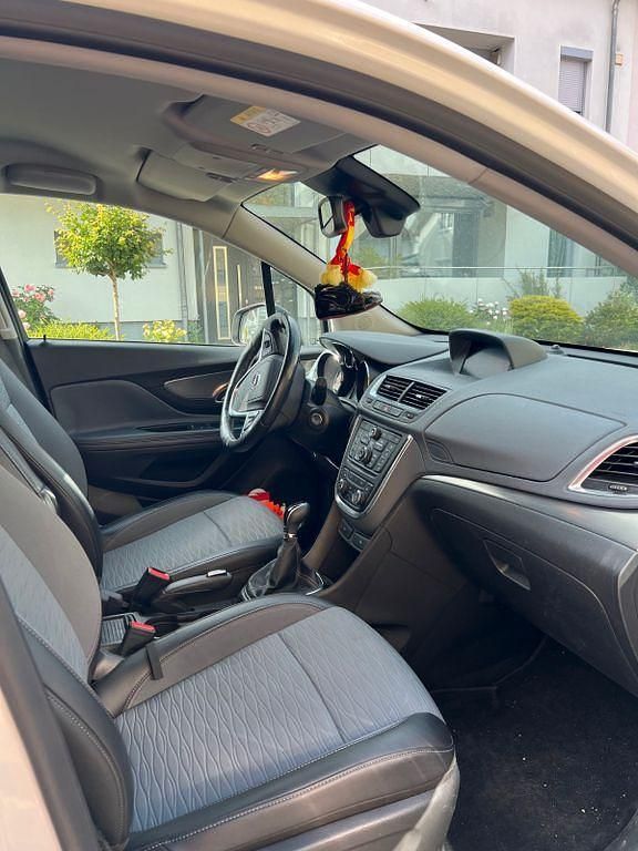 Weiß Gebraucht 2016 Opel Mokka Edition SUV | 9.300 € (Guter Preis) - Bild 1/4