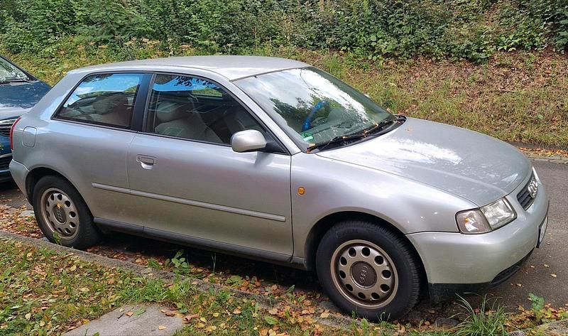 Silber Gebraucht 1997 Audi A3 Coupé | 1.799 € (Fairer Preis) - Bild 1/4