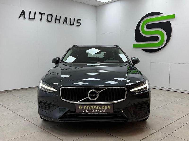 Gebraucht Volvo V60 190 PS (139 kW) 2019 Grau Kombi