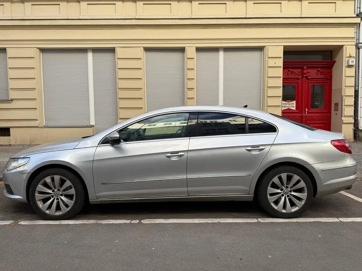Gebraucht VW Passat 160 PS (117 kW) 2010 Silber Coupé