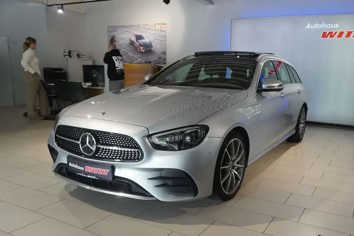 Gebraucht Mercedes E200 AMG 197 PS (144 kW) 2020 Hightech silber Kombi