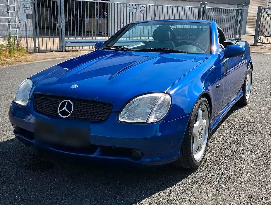 Gebraucht Mercedes SLK230 193 PS (141 kW) 1998 Blau Cabrio