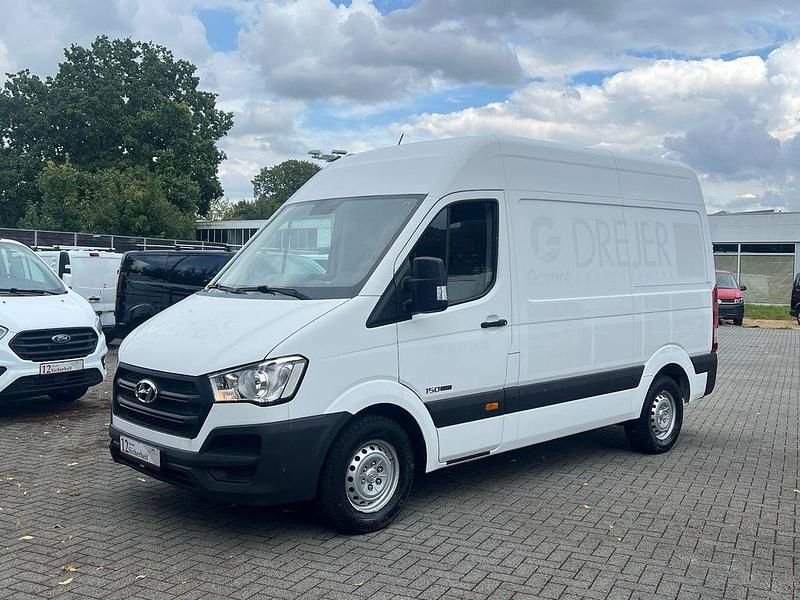 Weiß Gebraucht 2019 Hyundai H 350 Van | 15.990 € (Guter Preis) - Bild 1/4