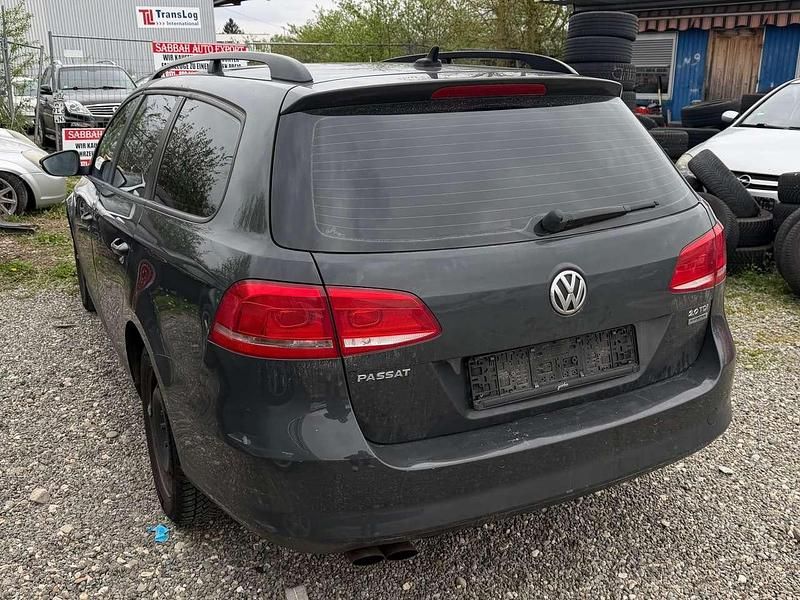 Gebraucht VW Passat 140 PS (102 kW) 2014 Grau Kombi