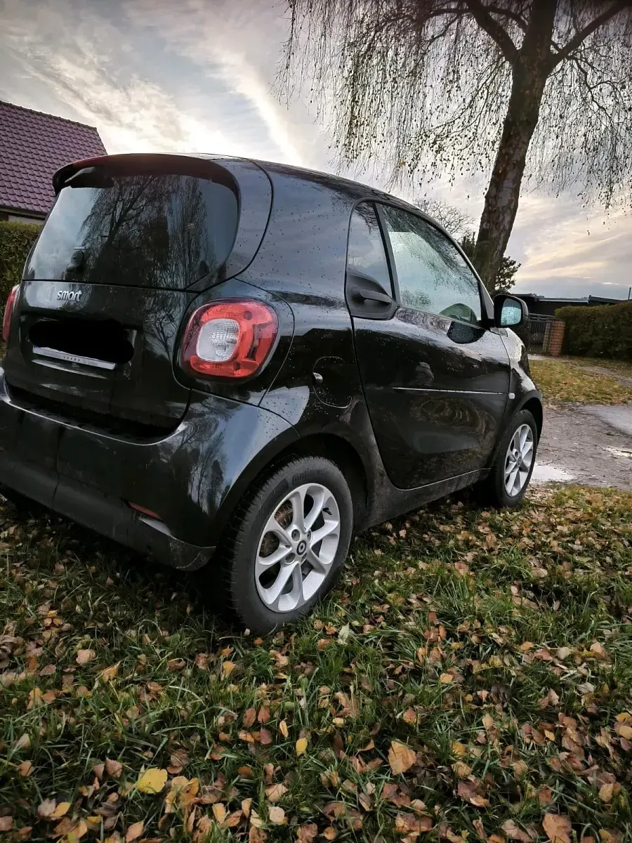 Gebraucht Smart ForTwo Coupé 70 PS (51 kW) 2019 Schwarz Coupé