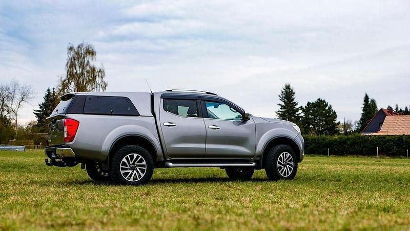 Gebraucht Nissan Navara 190 PS (139 kW) 2016 Grau Pickup