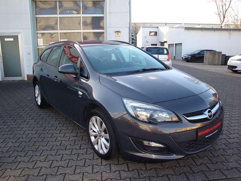Gebraucht Opel Astra Active 120 PS (88 kW) 2013 Plat.anthr./rogrey/0j:silbergr Kombi