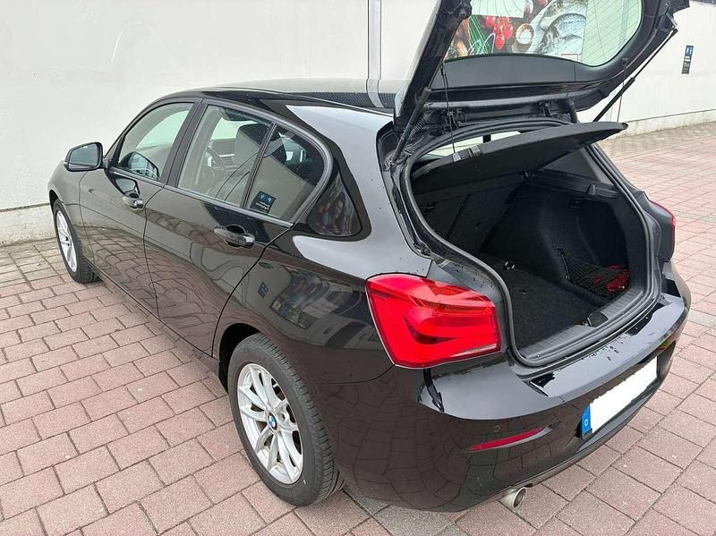 Gebraucht BMW 118 Urban Line 150 PS (110 kW) 2018 Schwarz Kleinwagen