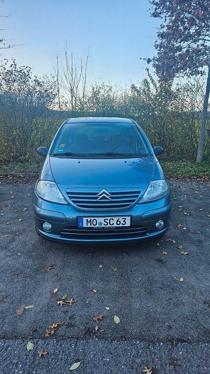 Second-hand Citroën C3 Style 73 CP (53 kW) 2005 Albastru Berlinǎ