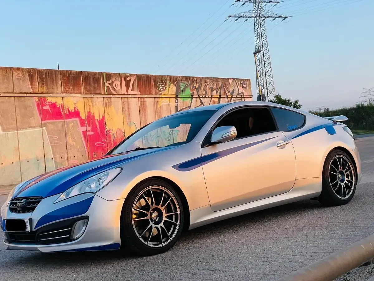 Gebraucht Hyundai Genesis 303 PS (222 kW) 2012 Silber Coupé
