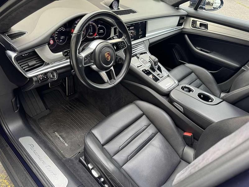 Gebraucht Porsche Panamera Turbo 549 PS (403 kW) 2016 Blau Limousine