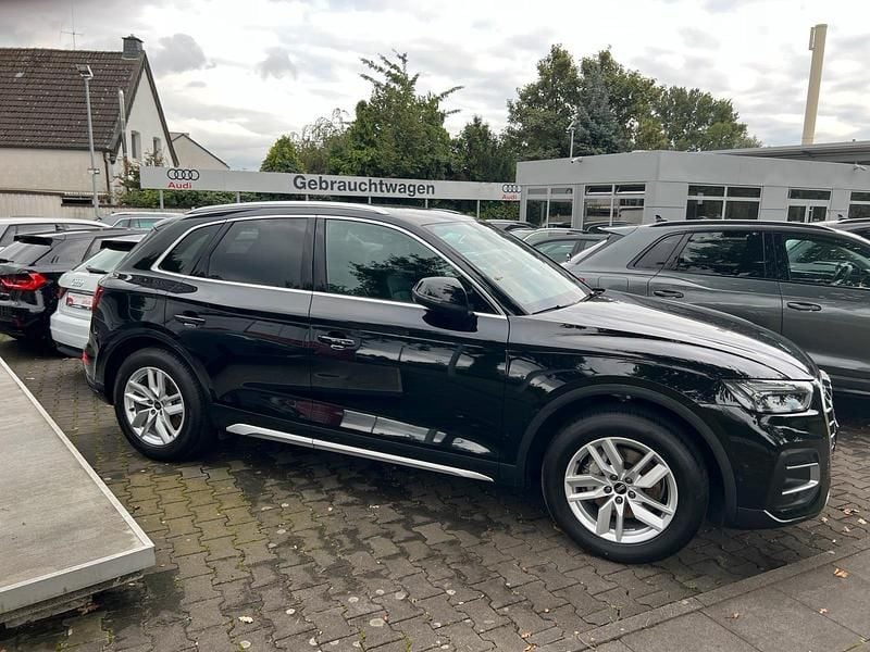Gebraucht Audi Q5 Advanced 163 PS (119 kW) 2022 Schwarz SUV