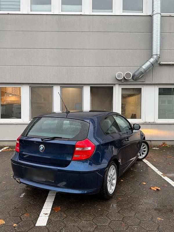 Gebraucht BMW 118 Coupé 143 PS (105 kW) 2010 Blau Coupé