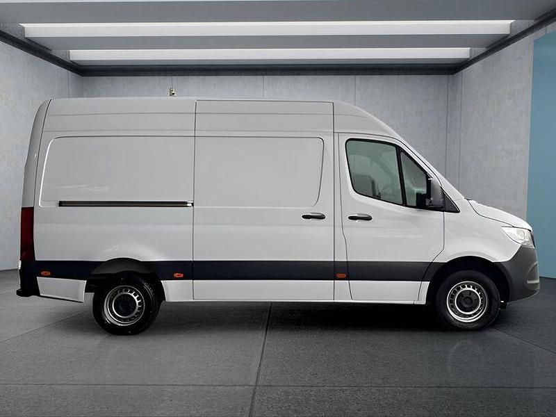 Gebraucht Mercedes Sprinter 170 PS (125 kW) 2023 Weiß Van