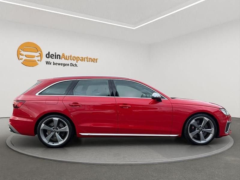 Gebraucht Audi S4 S-Line 341 PS (250 kW) 2023 Tangorot Kombi
