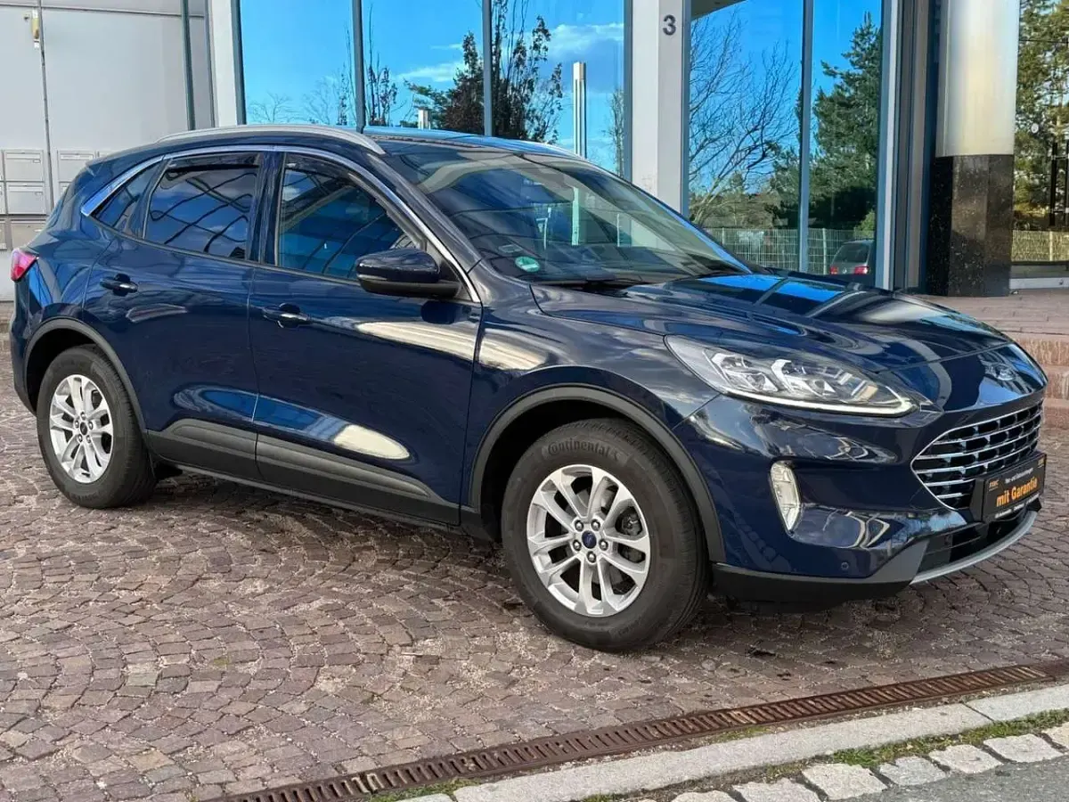 Używany Ford Kuga Titanium X 190 KM (139 kW) 2022 Niebieski SUV