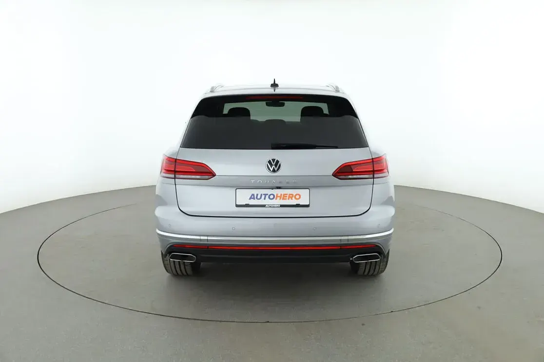 Gebraucht VW Touareg Elegance 231 PS (169 kW) 2021 Grau SUV
