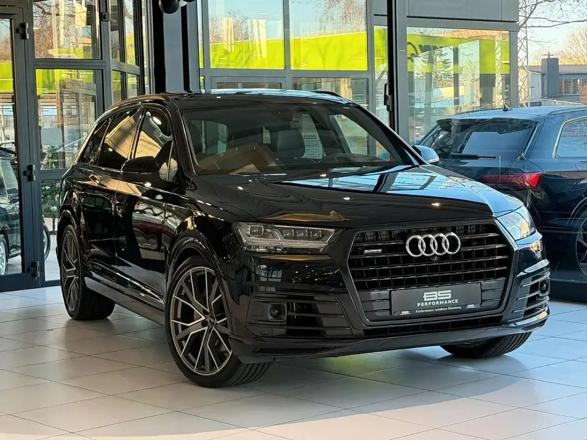 Gebraucht Audi Q7 S-Line 272 PS (200 kW) 2017 Orcaschwarz/deep black SUV