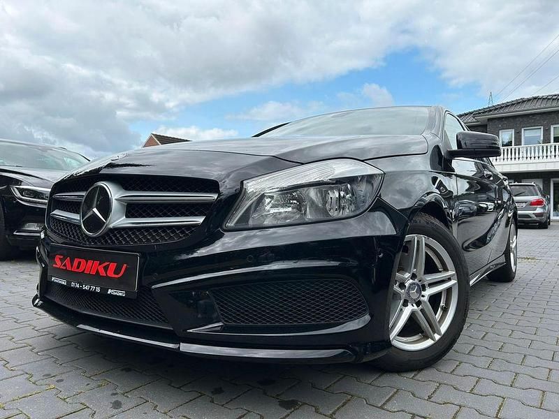 Schwarz Gebraucht 2014 Mercedes A200 AMG line Limousine | 8.950 € (Fairer Preis) - Bild 1/4